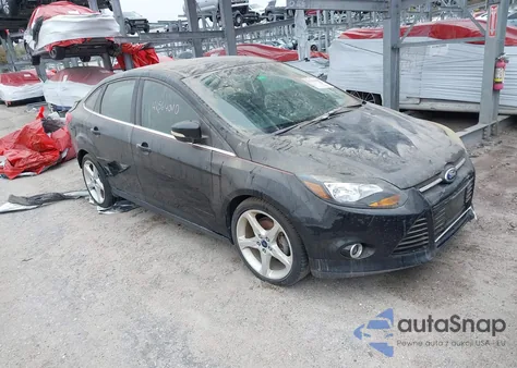 2013 Ford Focus Titanium из США, поврежденный, VIN 1FADP3J23DL233377